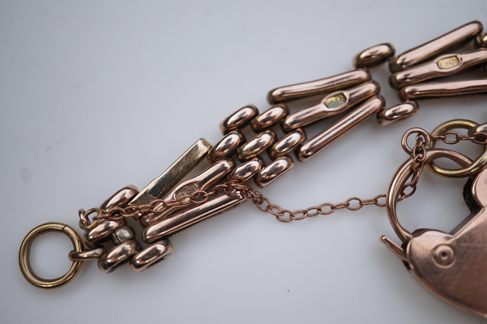 An Edwardian 9ct gold bracelet, England, circa 1902
